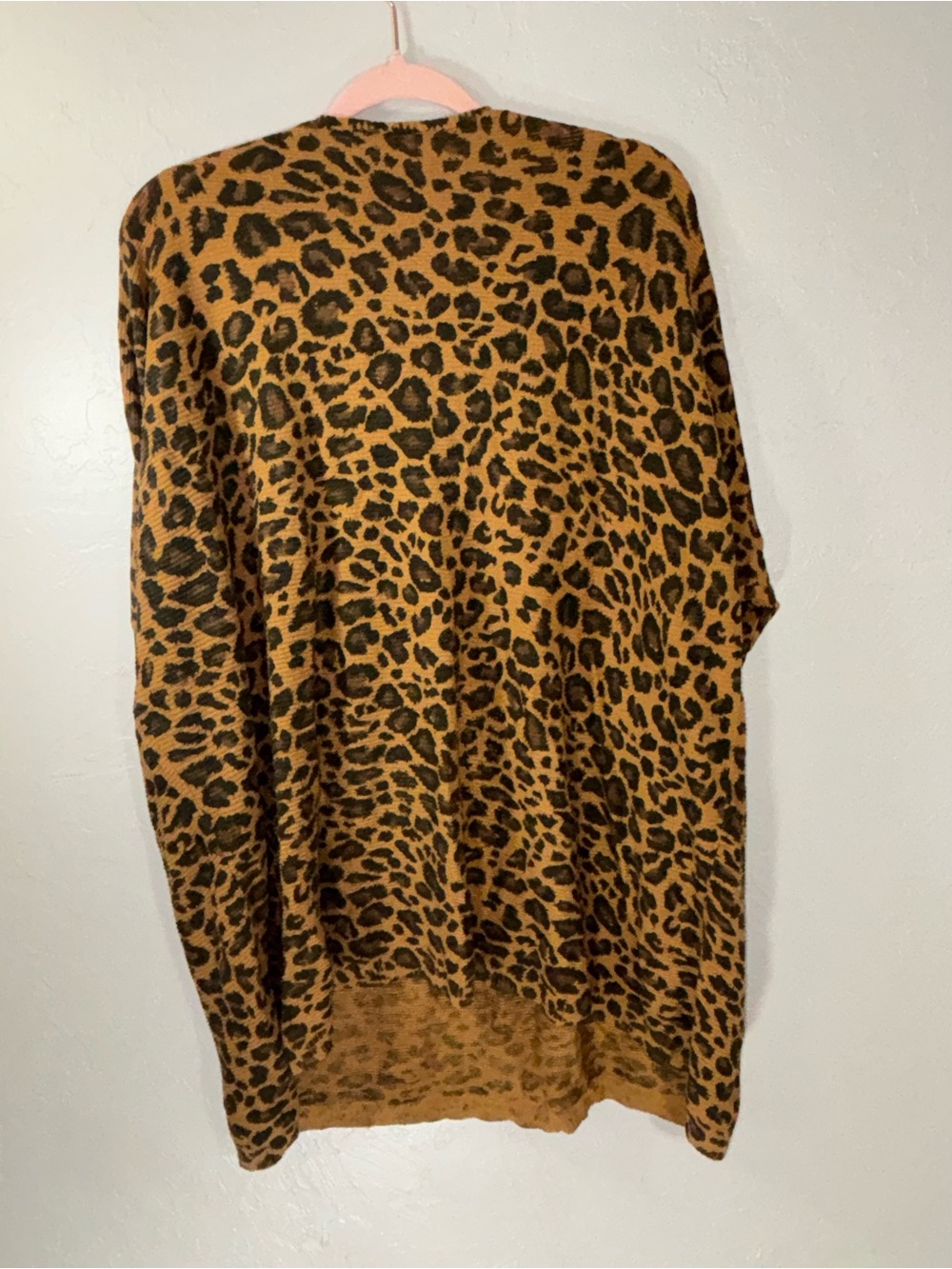 Time and Tru Leopard Print V-Neck Tunic Sweater in Brown and Black - Picture 11 of 12